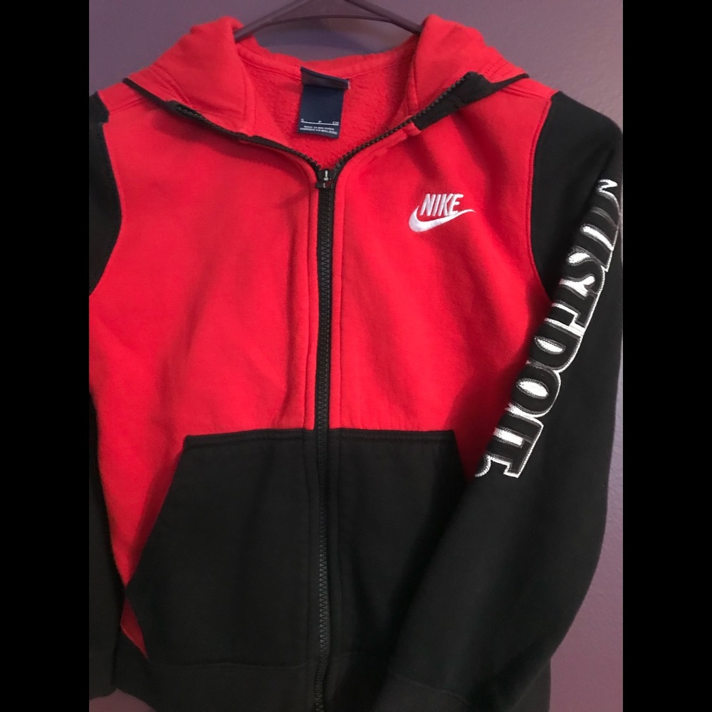 Nike boys jacket size small